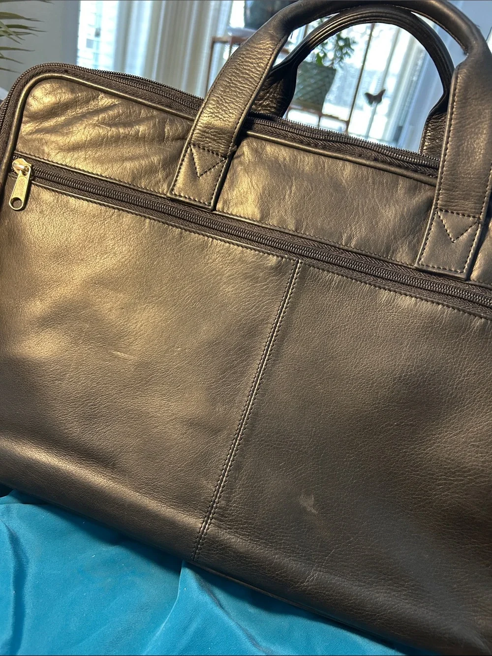 Boulder Ridge Black Leather Men's Briefcase with Dual Front Buckle Pockets